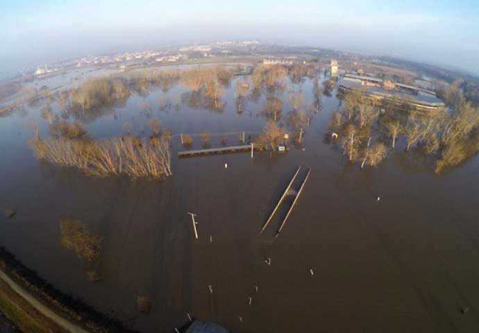 Obilne padavine u Turskoj i Bugarskoj potopile i mostove