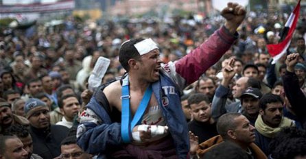 Doživotni zatvor za 230 pobunjenika protiv Mubaraka