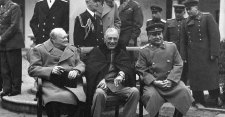 Otkriven spomenik Staljinu, Rooseveltu i Churchillu na Krimu