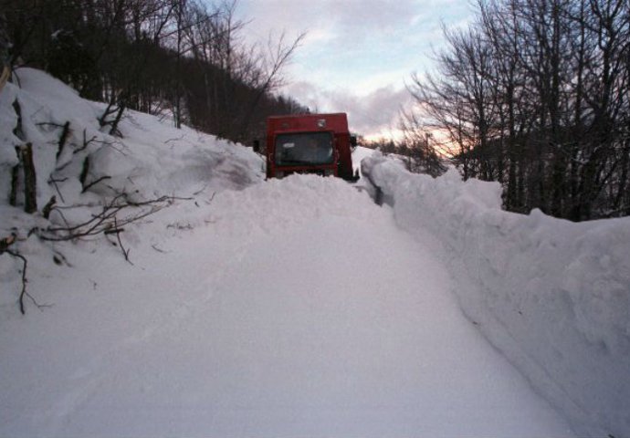 Nevrijeme u Hrvatskoj, snijeg širom regiona