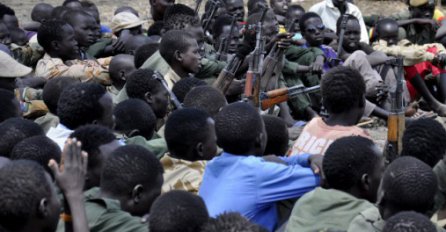 Oko 300 djece oslobođeno prisilnih vojnih obaveza u Južnom Sudanu