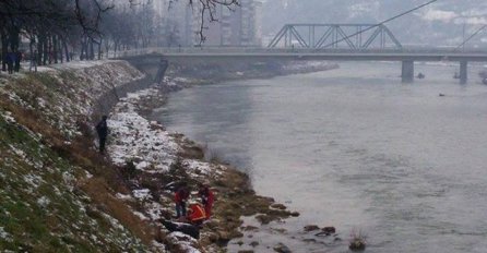U koritu rijeke Bosne pronađeno beživotno tijelo žene