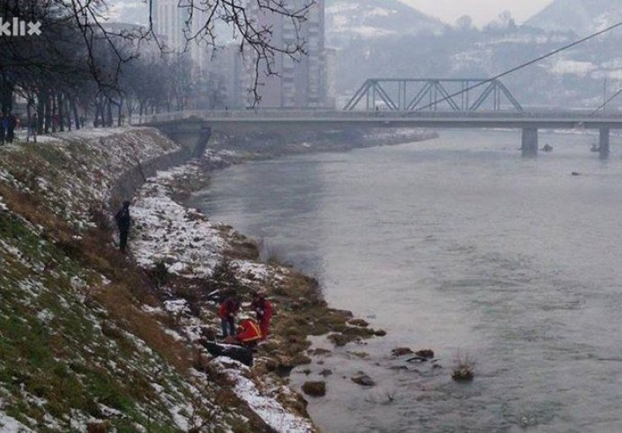 U koritu rijeke Bosne pronađeno beživotno tijelo žene