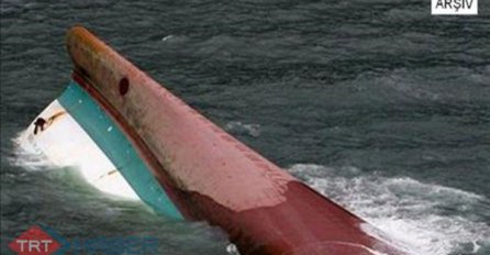 Najmanje 100 ljudi poginulo nakon potonuća brodice u Kongu