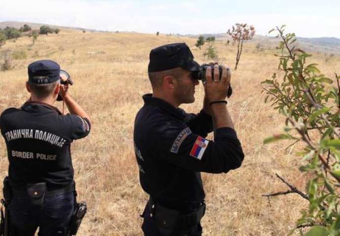 Uhapšena tri granična policajca