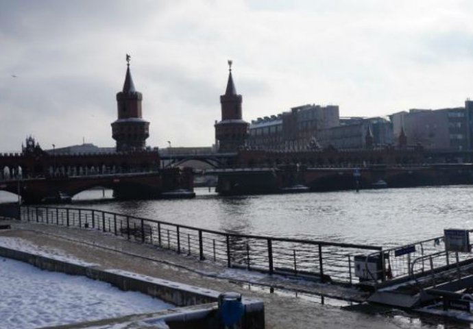 Male boginje stigle u Berlin iz BiH?!