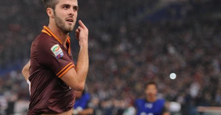 Evo zašto je transfer Miralema Pjanića u Barcelonu realan i moguć