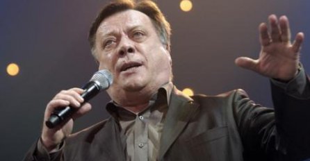 Halid Bešlić otkrio tajnu svog dobrog glasa?!