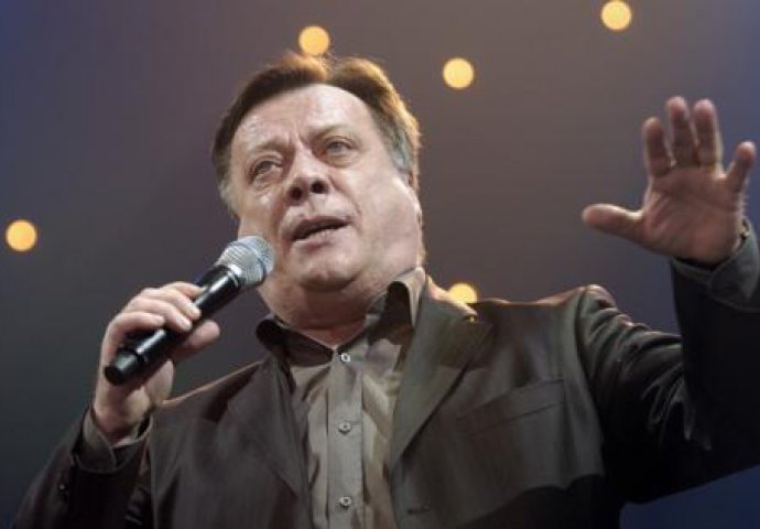 Halid Bešlić otkrio tajnu svog dobrog glasa?!