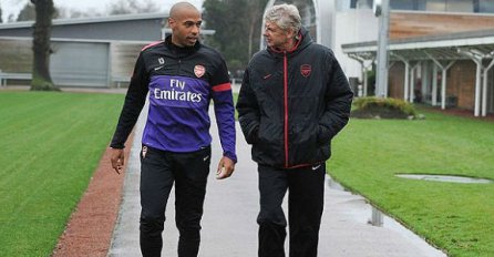 Ovo niko nije očekivao: Henry ponovo među Topnicima