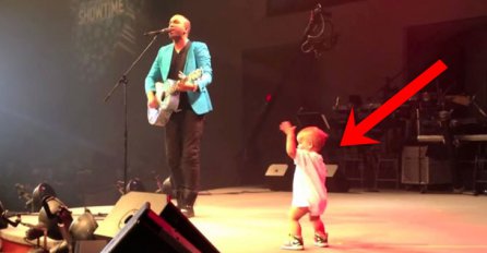 Preslatka beba upala na tatin koncert i napravila šou