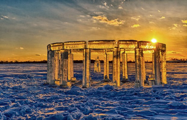 icehenge1