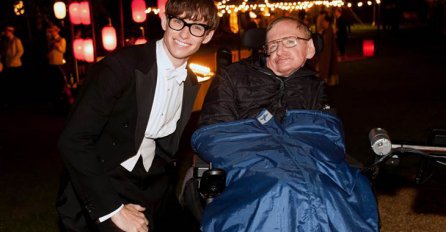 Hawking čestitao Redmayneu na Oskaru