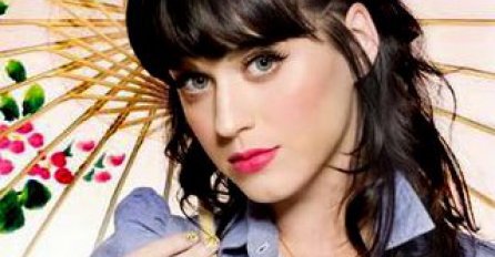 Katy Perry dirnuta nakon posjete Auschwitz-Birkenau  