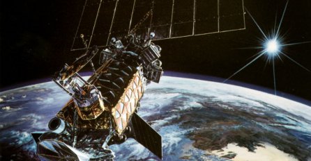 Američki satelit neobjašnjivo eksplodirao u orbiti