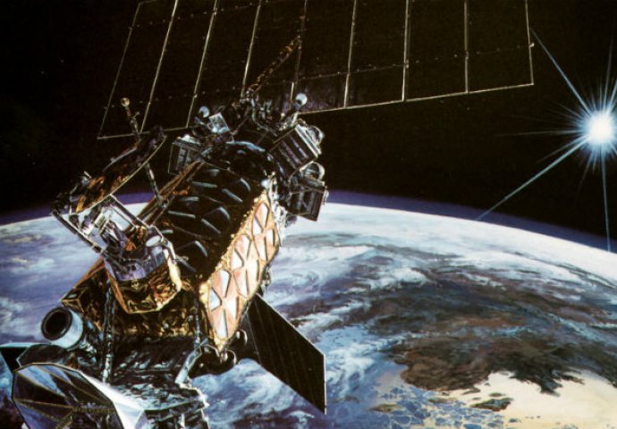 Američki satelit neobjašnjivo eksplodirao u orbiti