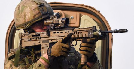 Građani u šoku: Vojska Velike Britanije u Kanadi puca po Bosancima