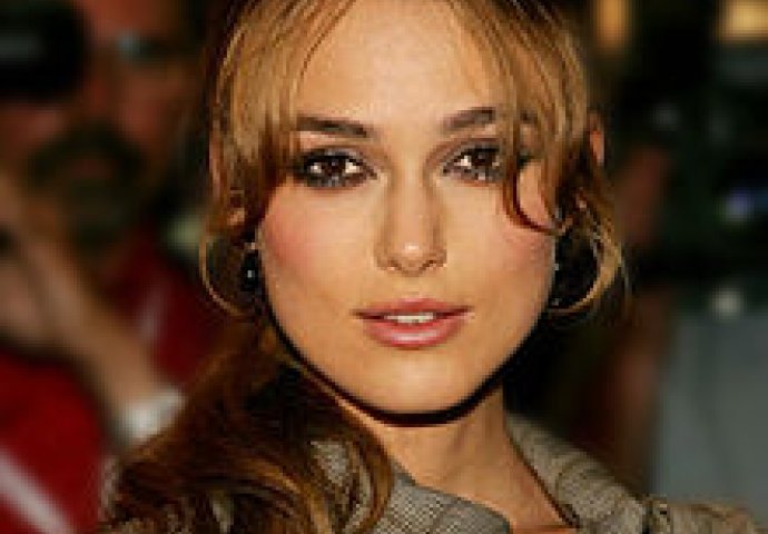 Glumica Keira Knightley ulicom šetala u haljini sa crvenog tepiha