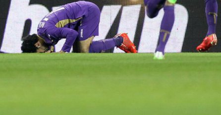 Salah klanjao namaz tokom utakmice sa Interom