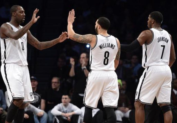 Phoenix nakon produžetka pobijedio Brooklyn, Indiana bolja od Chicaga