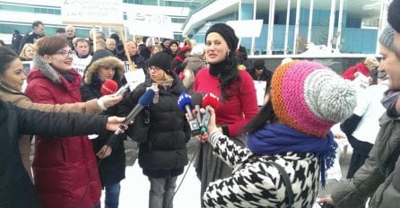 Sidran pružio podršku protestu s natpisom ''Svi smo mi Irina''