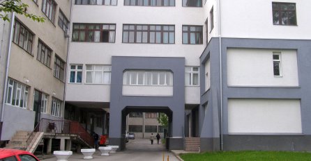 Kantonalnoj bolnici u Bihaću blokirani računi, nema ni plata