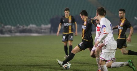 Bordo tim sutra spašava sezonu, Plemići na teškom ispitu