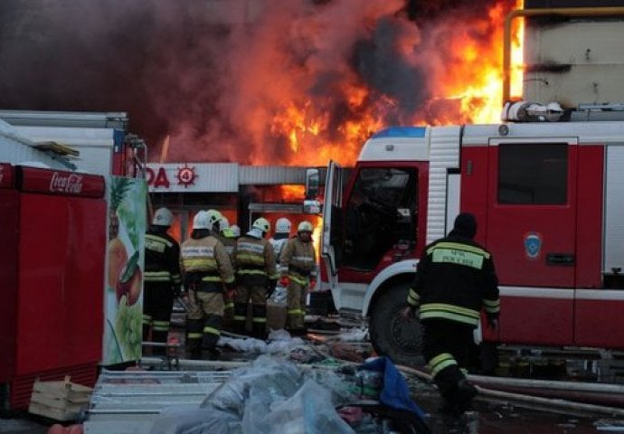 U Kazanju 11 osoba poginulo u požaru, 25 pod ruševinama