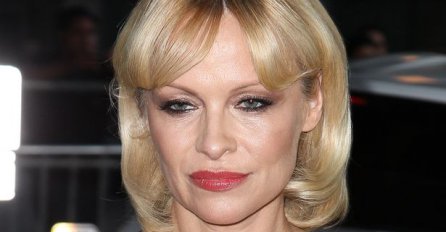 Pamela Anderson čak i ne podsjeća na staru Pammy!
