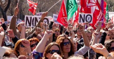 Na hiljade ljudi na protestima protiv abortusa