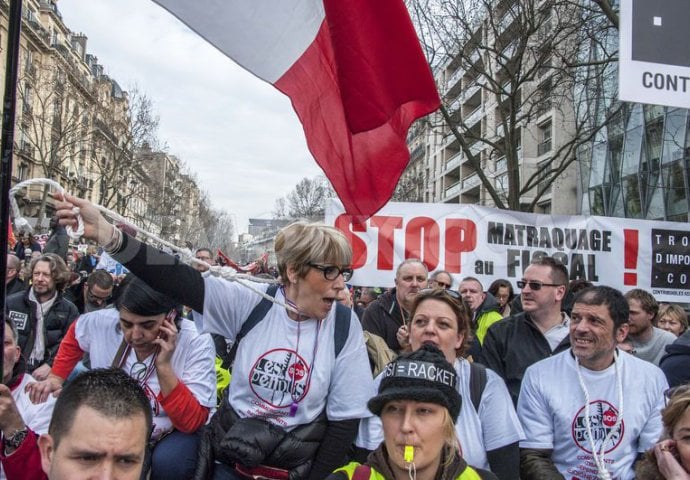 U Parizu održani protesti protiv islamofobije