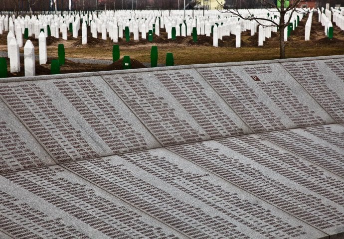 Blizu 50.000 ljudi dolazi na obilježavanje 20. godišnjice genocida