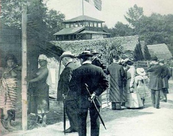 human-zoo-or-negro-village