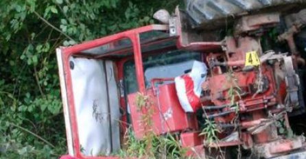 46-godišnjak poginuo prilikom prevrtanja traktora