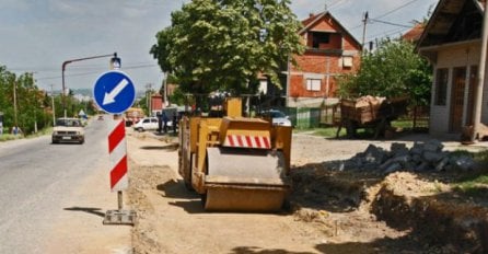 Skandalozno: Učenici izbačeni iz autobusa i ostavljeni na putu!