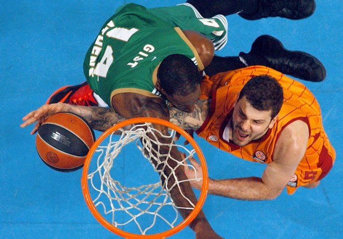 Panathinaikos slavio u Istanbulu, Realu repriza finala Eurolige