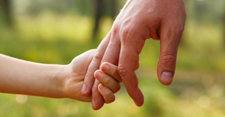 POTRESENA MAJKA: Rekle da su rodice iz Njemačke i da sam im ja dala dozvolu da odvedu moju djecu