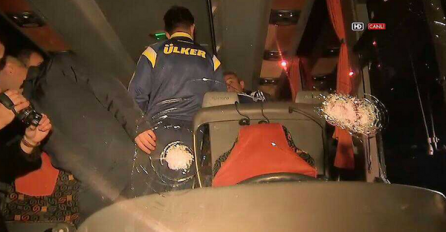 Naoružani napadači napali autobus sa igračima Fenerbahcea