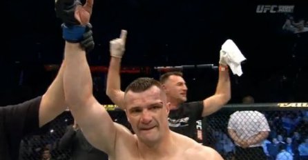 Trijumfalni povratak Filipovića: Cro Cop laktovima uništio Gonzagu