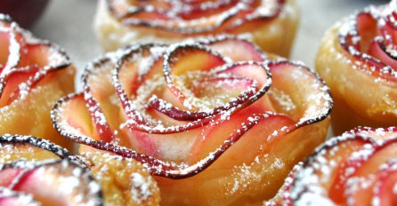 Isjeckala je jabuke na listiće i polila ih vodom. Dobila je nevjerovatan rezultat koji će vas potaknuti da isto uradite!