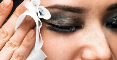 Da li je skidanje šminke vlažnim maramicama pravo rješenje?