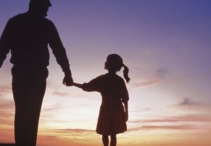 Vikao je na kćerku, ali ono što mu je ona rekla je slomilo srce ovog oca!