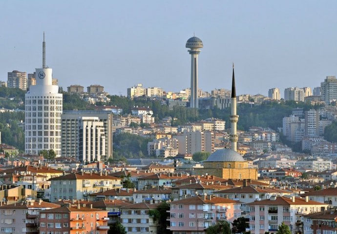 Ankara: Pucano na sjedište glavne turske kurdske stranke