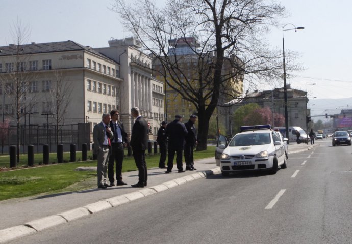 Sarajlija zaboravio torbu i digao policiju, vojsku, obavještajnu službu i Američku ambasadu na noge!