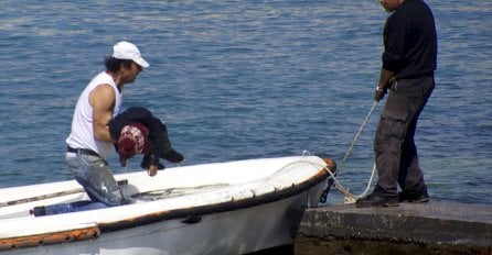  Žena koja je preživjela i dijete koje je umrlo: srceparajuće scene na grčkom otoku