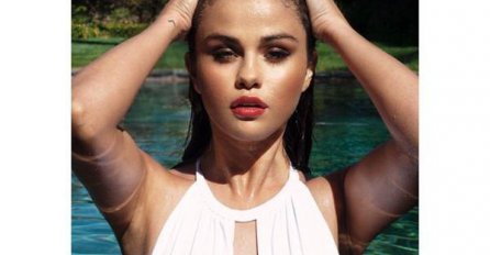 (FOTO) Utišala 'zle jezike': Selena Gomez se slikala gola za Vogue
