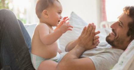 Mame imate zadatak: Pretvorite svog nesigurnog muškarca u fantastičnog tatu