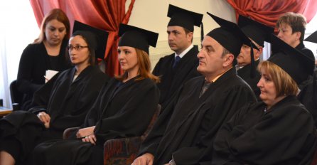 Univerzitet u Sarajevu promovirao 14 doktora nauka