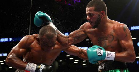 Prvi poraz za Anthonyja Dirrella, Jack osvojio titulu u supersrednjoj kategoriji WBC