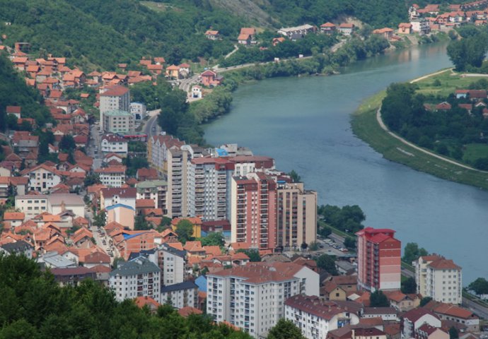 ZVORNIK: Ljudi, spustite tenzije!